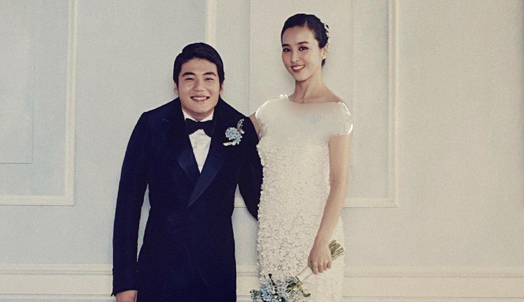 عکس های دیدنی از عروسی سوسانو و همسرش