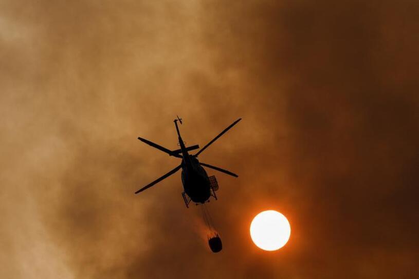 بالگرد برای مهار آتش سوزی در جزایر قناری /عکس