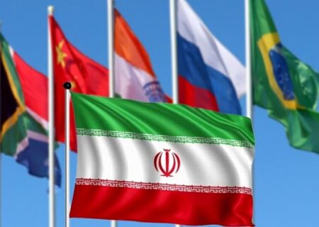 ایران برای تجارت غیردلاری در چارچوب بریکس تلاش می‌کند