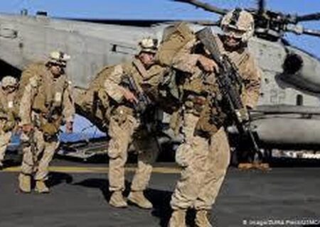 ۹۰۰ نیروی کمکی آمریکا وارد «عین الاسد» شدند