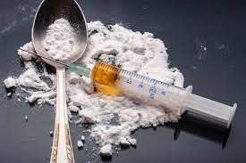 چرا معتادان به کوکائین،هروئین هم مصرف می‌کنند؟