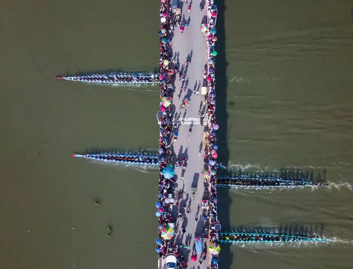 مسابقات قایقرانی سنتی در رودخانه تیتاس بنگلادش