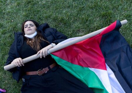 تظاهرات دانشجویان در همبستگی با فلسطین در دانشگاه کلمبیای نیویورک
