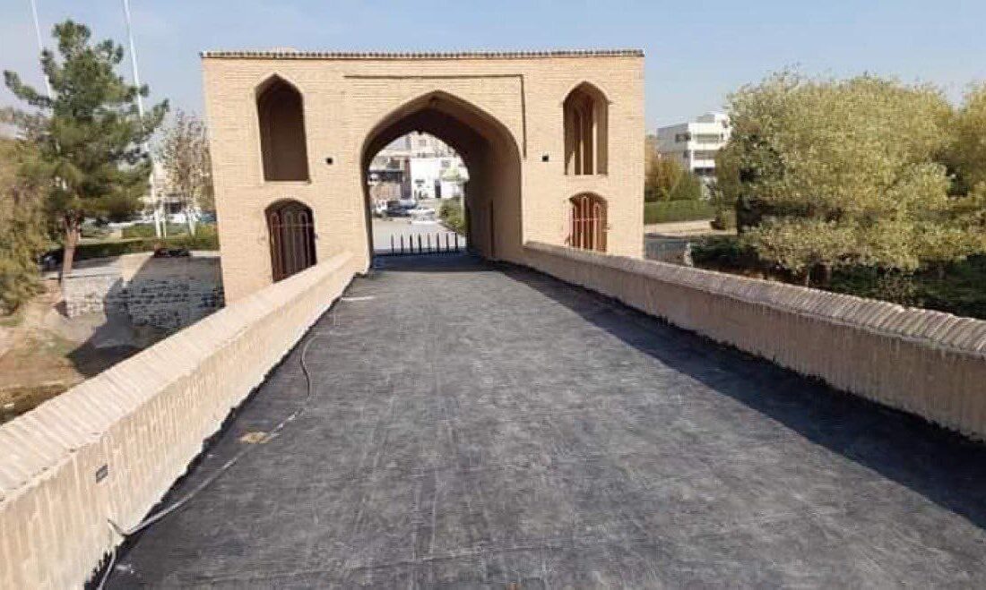 اقدام شوکه کننده در اصفهان؛ پل دوران ساسانی را ایزوگام کردند