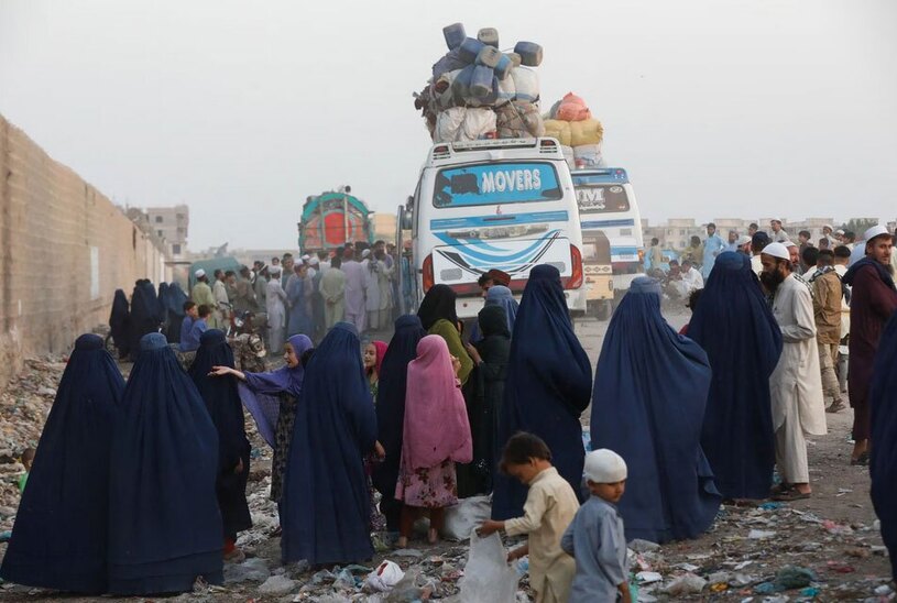 آغاز اخراج مهاجران غیرقانونی افغانستانی از پاکستان