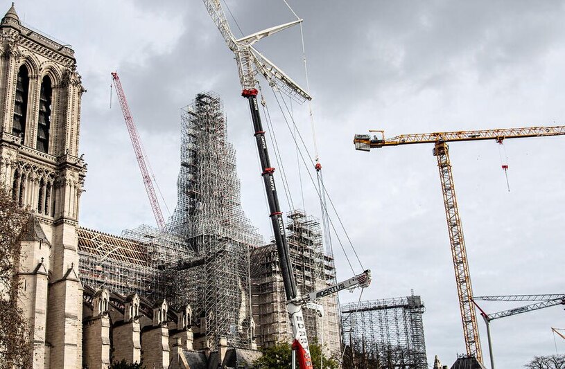 عملیات بازسازی کلیسای جامع نوتردام پاریس