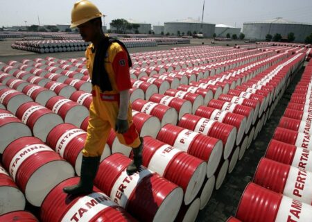افزایش قیمت نفت در پی حادثه تروریستی کرمان