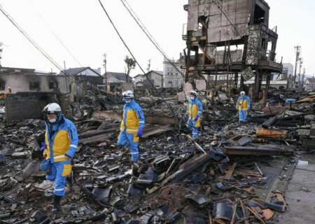 ادامه عملیات جستجو و امدادرسانی در ژاپن