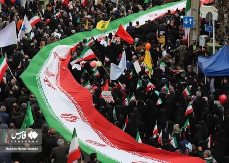 روزنامه همشهری: بی حجاب های شرکت کننده در راهپیمایی ۲۲ بهمن هم متدینند، هم انقلابی و هم در مسیر حق، البته با اندکی خطا
