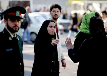 «سفیران مهر» تذکر رعایت حجاب در اماکن عمومی را جدی‌تر پیگیری می‌کنند