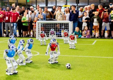 جام جهانی فوتبال رباتیک در هلند