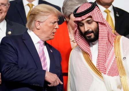 عربستان و امارات به ترامپ: تا شکست ایران به جنگ ادامه دهید