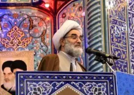 مردم باید به خود ببالند که ترامپ در مقابل عظمت ما عاجز است