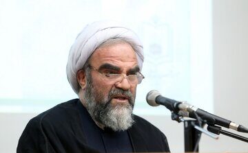 طرح‌های ستاد امر به معروف بر خلاف توصیه‌های رهبری است