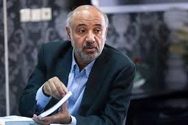 وزیر کار: در ایران ۴ نفر لامبورگینی، ۱۸۱ نفر مازراتی، ۳ هزار و ۶۰۰ نفر پورشه، ۱۰ هزار نفر لندرور و بیش از ۵۶ هزار نفر محصولات کرمان موتور را سوار می‌شوند