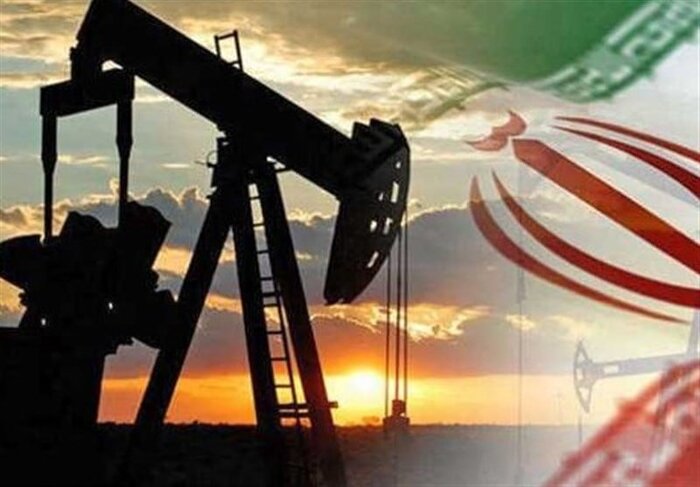 تعلیق ۶۰ روزه تحریم‌های نفتی ایران؛ عقب‌نشینی واشنگتن از جنگ نفتی علیه تهران؟