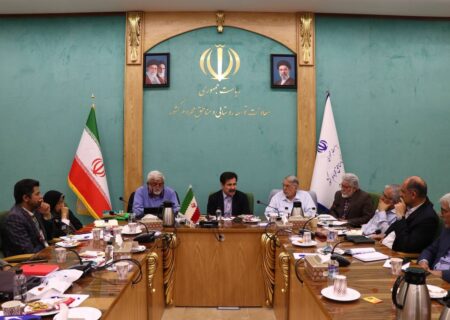 مهم‌ترین رسالت امروز ما نگاهداشت همبستگی ملی است