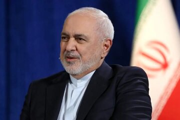 ظریف: روسیه و چین در این دو جنگ نه هم‌پیمان ایران شدند و نه همکاری معناداری کردند / نرم‌خویی با شهروندان و تقویت جامعه مدنی پیشنیاز جهش است
