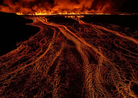 گدازه آتشفشان